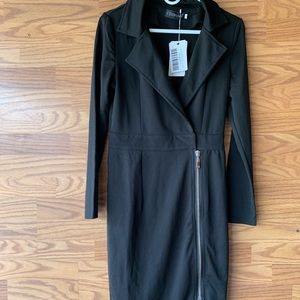 Feiinvan Coeur de Vague Black Split Hem V-Neck Dress Size US 5 Stretch Pencil